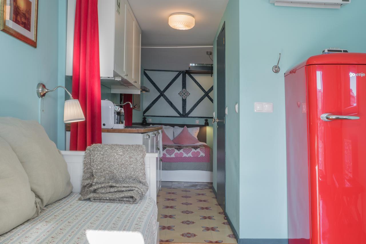 Charming In The Heart Of * Lisbon